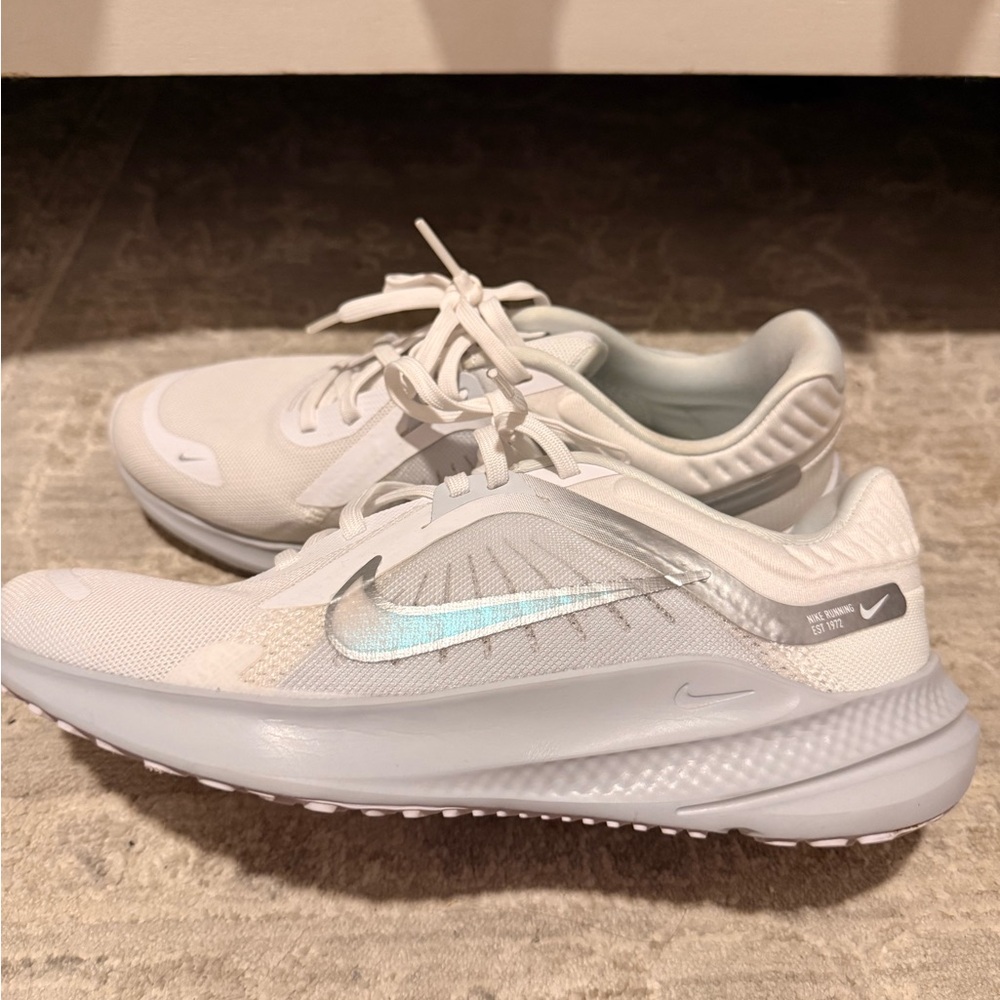 Nike Quest Running Shoes